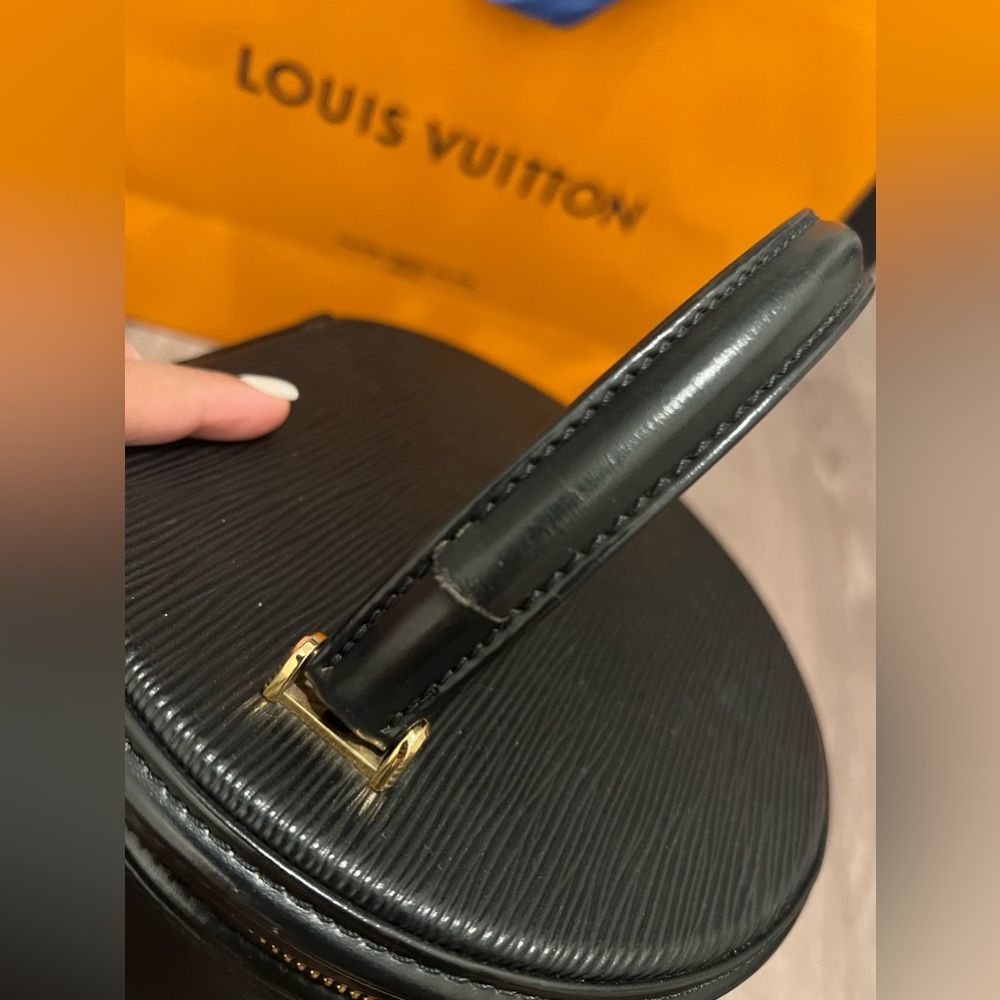 Louis Vuitton Cannes Epi Black Vanity Handbag Gem